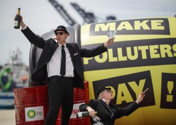 Colombia local weather convention highlights challenges to shift from fossil fuels