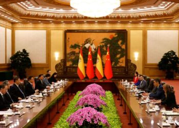 Chinese language and Spanish leaders pledge to safeguard multilateralism