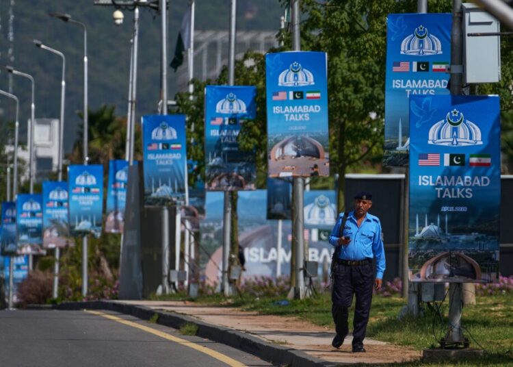 Dwell updates: Iran assaults 3 ships within the Strait of Hormuz as Trump indefinitely extends ceasefire