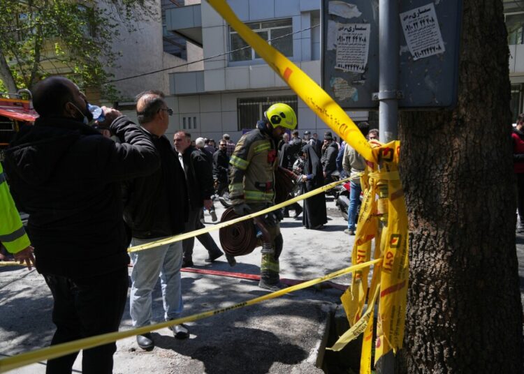 As Trump deadline for Iran nears, Iran and the US ramp up rhetoric