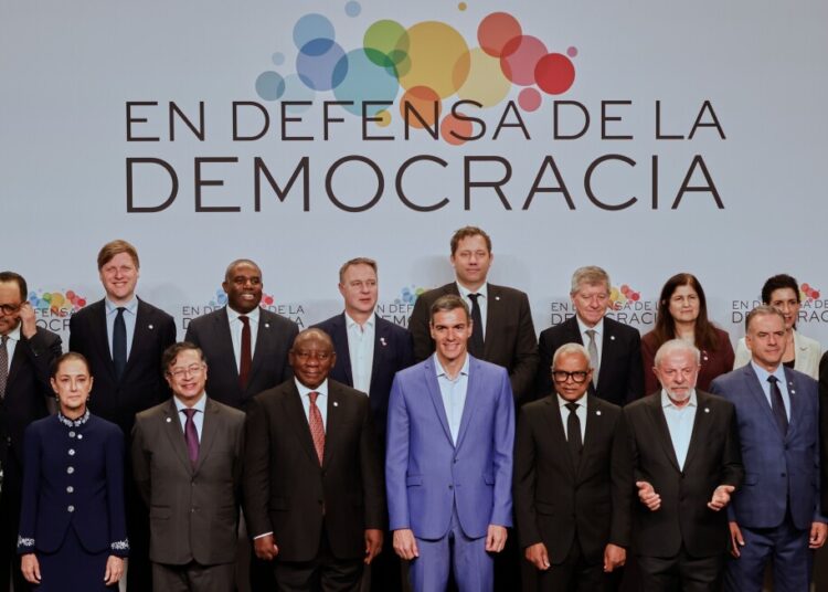 US Democrats be a part of progressive leaders in Barcelona in a rally defending international order