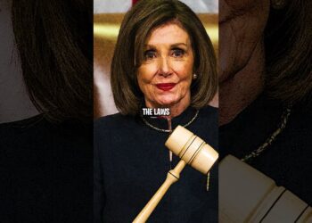 Joe Rogan React to JD Vance DESTROYING Pelosi