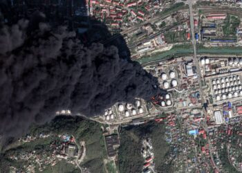 Ukraine battle newest: Ukraine strikes Russia’s Tuapse oil refinery for 4th time; Zelensky publicizes main navy reform