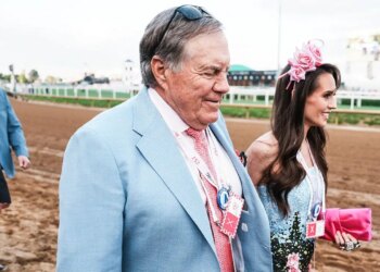 Jordon Hudson noticed at Kentucky Oaks with some severely heavy {hardware} on her fingers, Spirit memes & MEAT