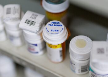 NY physician and son accused of operating capsule mill, distributing prescriptions