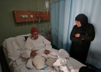 Israeli airstrikes in southern Lebanon kill 7